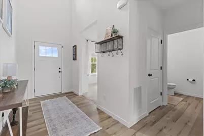 2906  Yahara Dr, Summit, WI 53066 - Photo 7