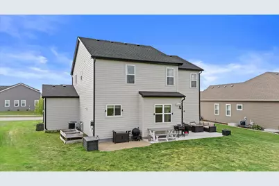 2906  Yahara Dr, Summit, WI 53066 - Photo 41