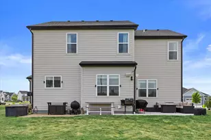 2906 Yahara Dr, Summit, WI 53066 - Photo 39