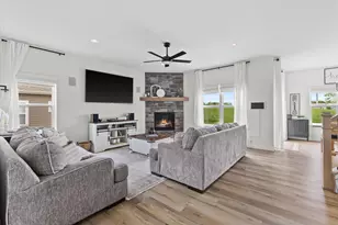 2906 Yahara Dr, Summit, WI 53066 - Photo 11