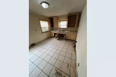 4147 N 39th St, Milwaukee, WI 53216 - Photo 13