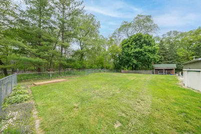 N29W29951  Shel-Mar Dr, Delafield, WI 53072 - Photo 11