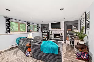 N29W29951 Shel-Mar Dr, Delafield, WI 53072 - Photo 31