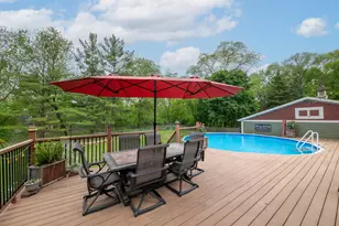 N29W29951 Shel-Mar Dr, Delafield, WI 53072 - Photo 9