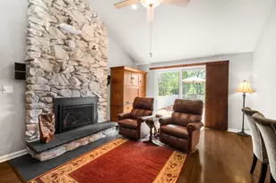 7539 W View Dr, Racine, WI 53185 - Photo 17