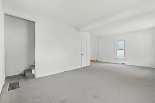 1815 Marquette St, Racine, WI 53402 - Photo 5