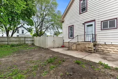 1815  Marquette St, Racine, WI 53402 - Photo 21