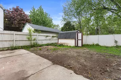 1815  Marquette St, Racine, WI 53402 - Photo 19