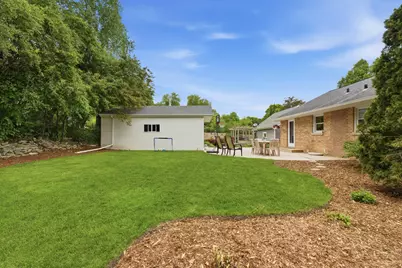 W62N321  Hanover Ave, Cedarburg, WI 53012 - Photo 37