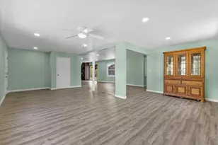 7360 W Brunn Dr, Franklin, WI 53132 - Photo 5