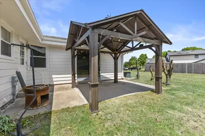 7360 W Brunn Dr, Franklin, WI 53132 - Photo 51