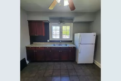 3385 N 37th St, Milwaukee, WI 53216 - Photo 5