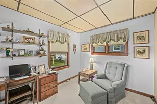 3664 S Whitnall Ave, Milwaukee, WI 53207 - Photo 11
