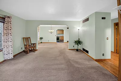 9934  28th Ave, Pleasant Prairie, WI 53158 - Photo 5