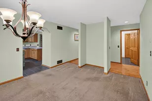 9934 28th Ave, Pleasant Prairie, WI 53158 - Photo 7
