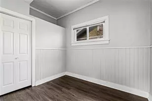 716 St James St, La Crosse, WI 54603 - Photo 9