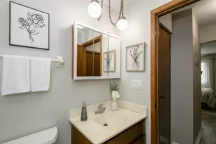 1618 S 115 Ct, West Allis, WI 53214 - Photo 21