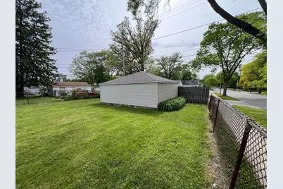 5279 N 44th St, Milwaukee, WI 53218 - Photo 3