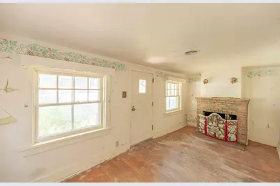 803 E Lisbon Rd, Oconomowoc, WI 53066 - Photo 3