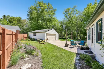 5404 N Mohawk Ave, Glendale, WI 53217 - Photo 37