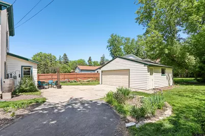 5404 N Mohawk Ave, Glendale, WI 53217 - Photo 39