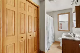 611 S 32nd St, Manitowoc, WI 54220 - Photo 11