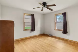 611 S 32nd St, Manitowoc, WI 54220 - Photo 13