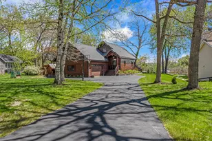 3024 Nagawicka Ave, Delafield, WI 53018 - Photo 3
