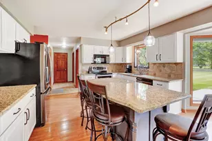 N69W28160 River Park Ct, Merton, WI 53029 - Photo 5