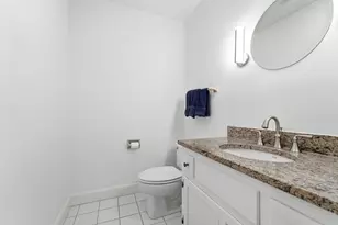 404 W Ravine Baye Rd, Bayside, WI 53217 - Photo 33