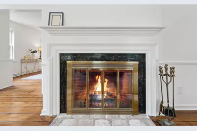 404 W Ravine Baye Rd, Bayside, WI 53217 - Photo 11