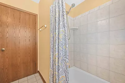 1161  Elm Lawn St, Wauwatosa, WI 53213 - Photo 21