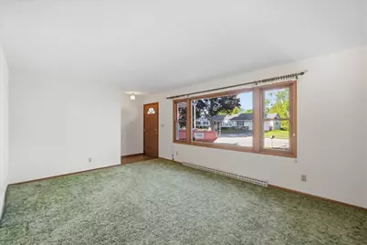 923 W Whitefish Rd, Port Washington, WI 53074 - Photo 3