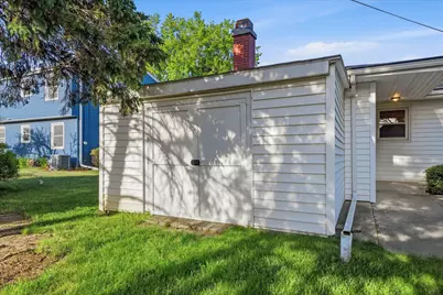 923 W Whitefish Rd, Port Washington, WI 53074 - Photo 29
