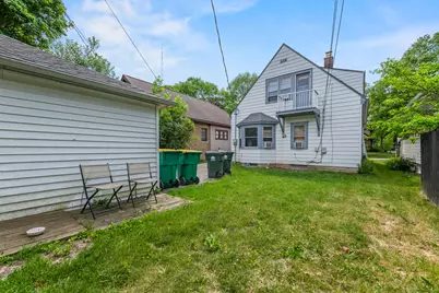 4350 N Woodburn St, Shorewood, WI 53211 - Photo 15