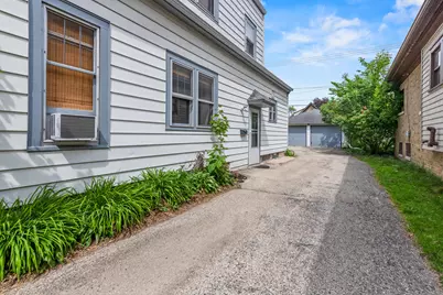 4350 N Woodburn St, Shorewood, WI 53211 - Photo 13