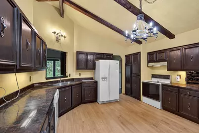W284S3590  Grouse Ct, Genesee, WI 53189 - Photo 13