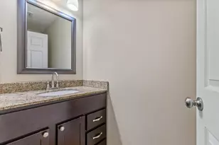 1126 S 121st St, West Allis, WI 53214 - Photo 29