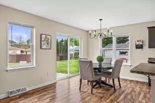 1126 S 121st St, West Allis, WI 53214 - Photo 11