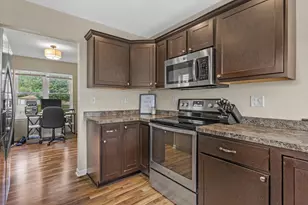 1126 S 121st St, West Allis, WI 53214 - Photo 17