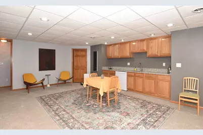 3326  Emmertsen Rd, Racine, WI 53406 - Photo 33
