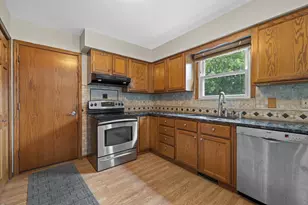 S78W18206 Lions Park Dr, Muskego, WI 53150 - Photo 17