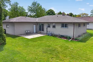 508 Whitegate Dr, Saukville, WI 53080 - Photo 27