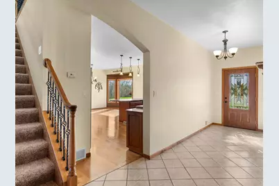 4818  Maplecrest Ridge Rd, Franklin, WI 54247 - Photo 5