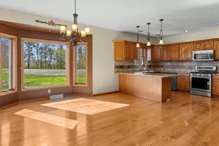 4818 Maplecrest Ridge Rd, Franklin, WI 54247 - Photo 11