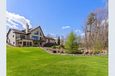 4818  Maplecrest Ridge Rd, Franklin, WI 54247 - Photo 1