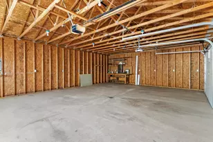 1422 S 35th St, Manitowoc, WI 54220 - Photo 21