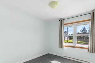 1422 S 35th St, Manitowoc, WI 54220 - Photo 13