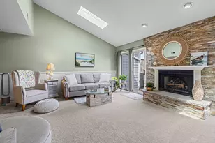 355 Havenwood Dr, Lake Geneva, WI 53147 - Photo 5