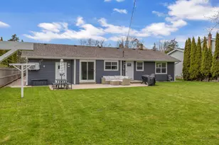 1010 N Webster St, Port Washington, WI 53074 - Photo 21